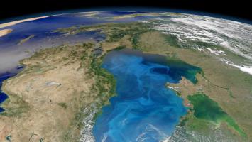 太空视角下的黑海地理实景图